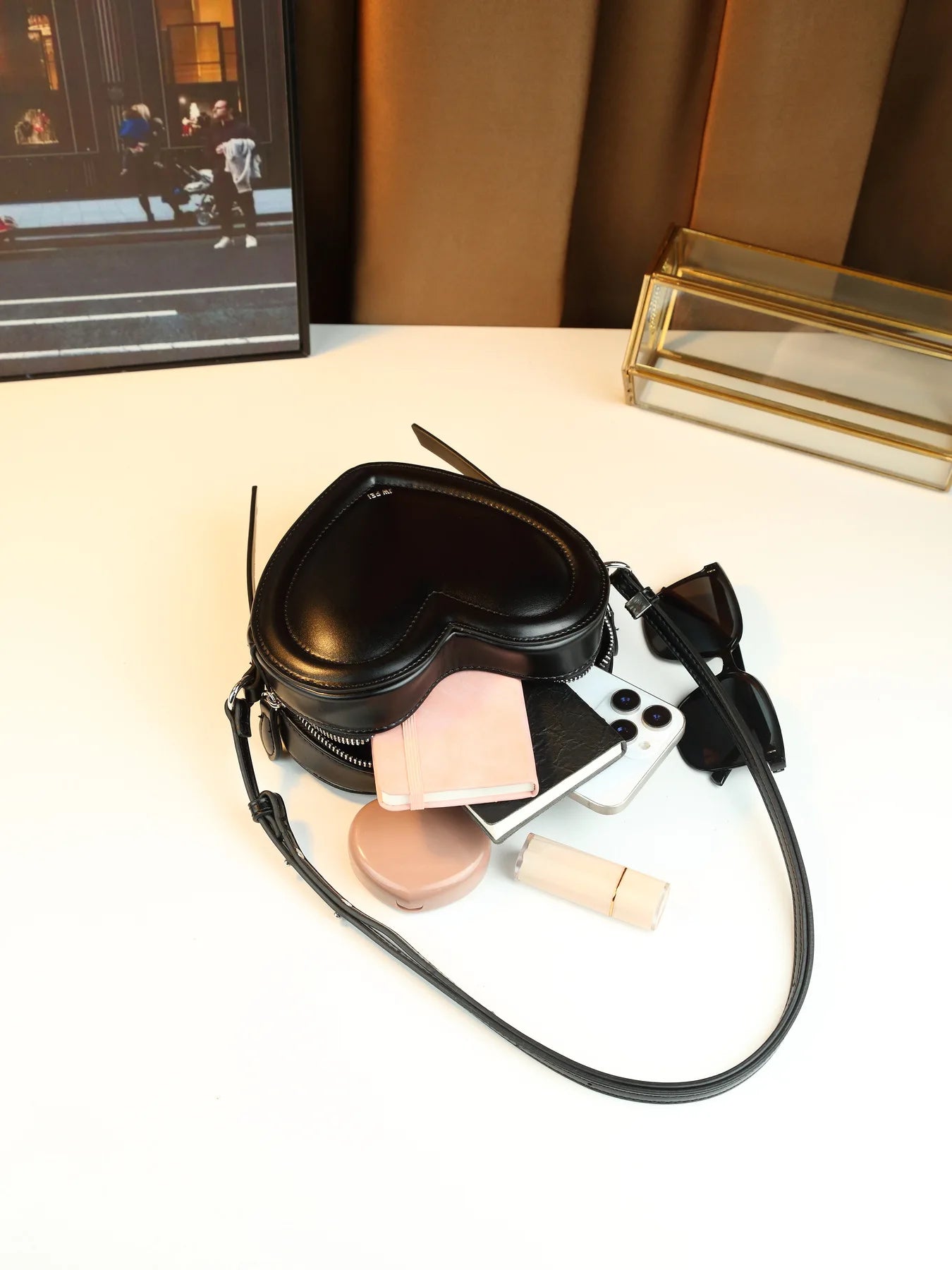 Sweetheart Crossbody