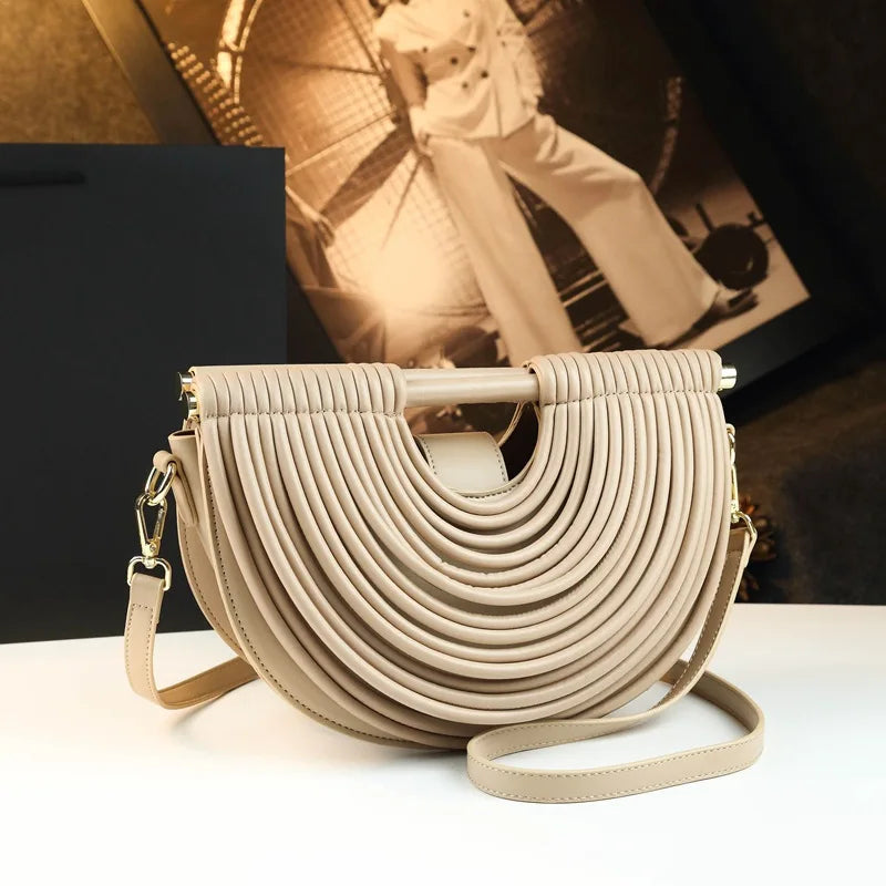 Myluna Clutch